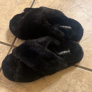 Steve Madden Slippers